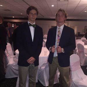 Meet your Posher, Max